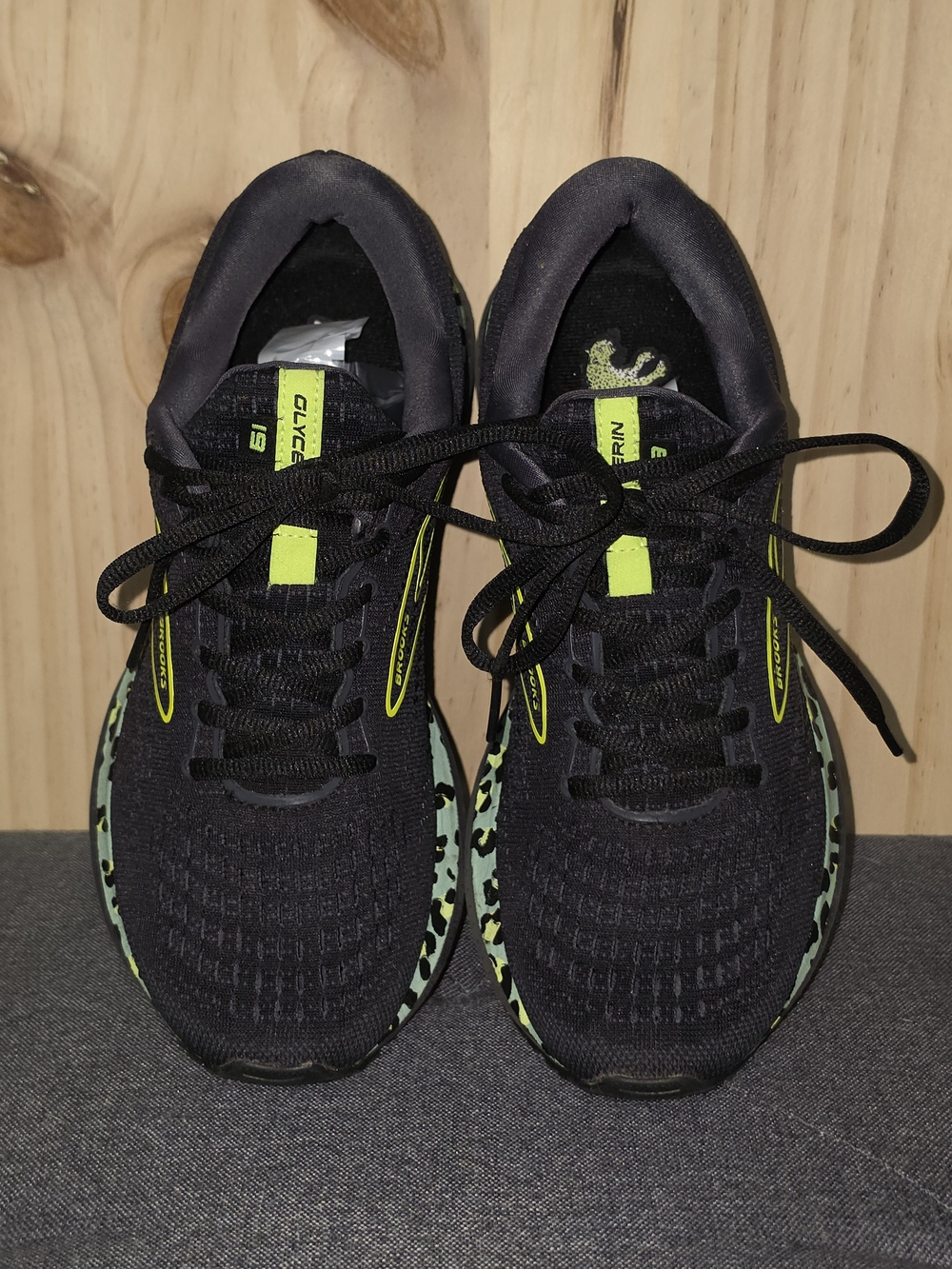 Brooks Men's Black Athletic Shoes with Neon Green Accents